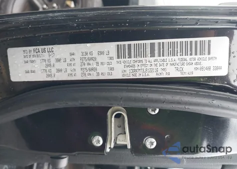 2018 Ram 1500 Night 4X4 5'7 Box z USA, uszkodzony, nr VIN 1C6RR7MT3JS122116